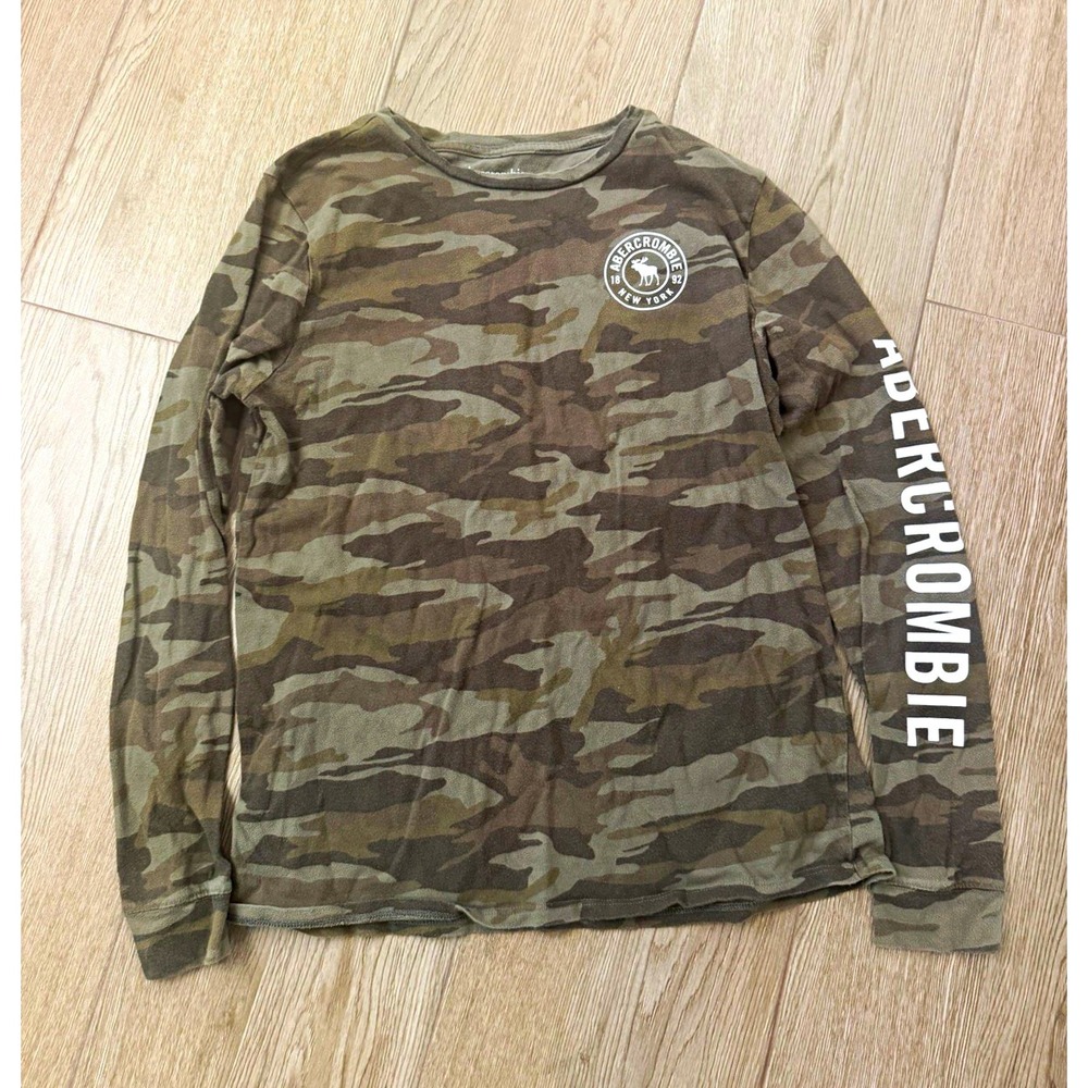 Abercrombie Kids Boys 14-16 Camo Logo Graphic Long Sleeve Crew Neck Tee